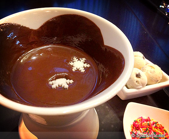 Häagen-Dazs Christmas chocolate fondue