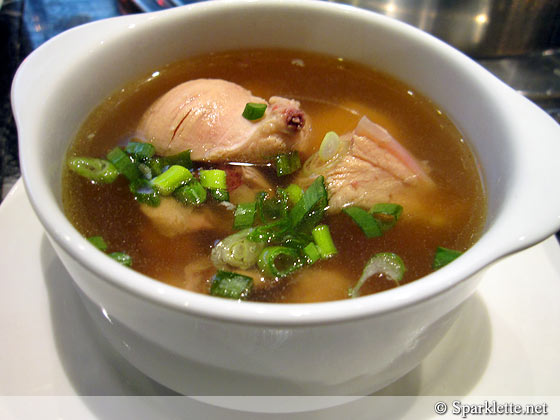 Chinese rice wine chicken soup
