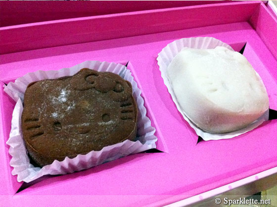 Hello Kitty mooncakes from Polar Puffs & Cakes, Singapore