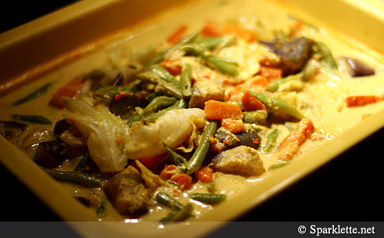 Sayur Lodeh (Indonesian vegetables in coconut curry)